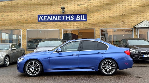 BMW 330e 7 of 27