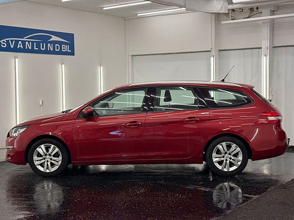 Peugeot 308 4 of 5