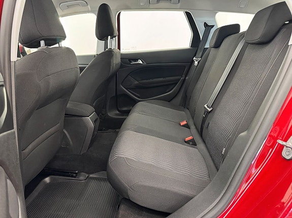 Peugeot 308 10 of 16