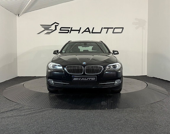 BMW 525 2 of 5