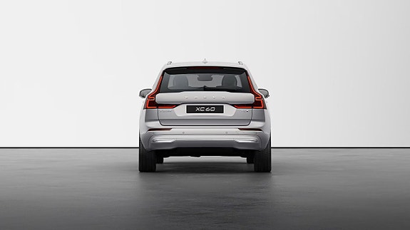 Volvo XC60 3 of 5