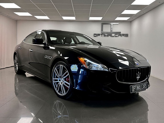 Maserati Quattroporte 2 of 14
