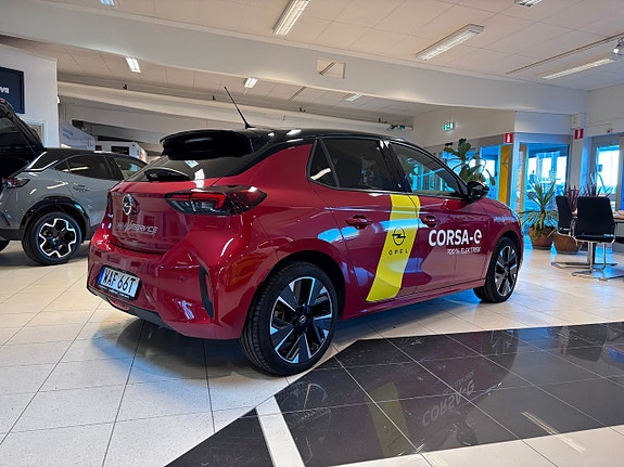 Opel Corsa-e 3 of 5