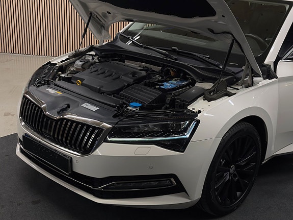 Skoda Superb 5 of 5
