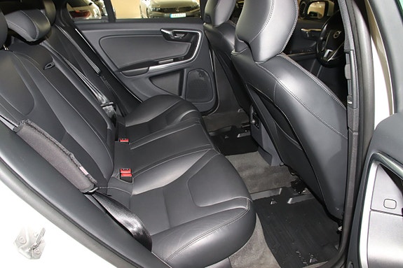 Volvo S60 7 of 10