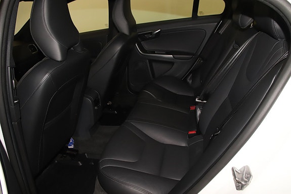 Volvo S60 6 of 10