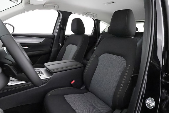 Mazda CX-60 14 of 30