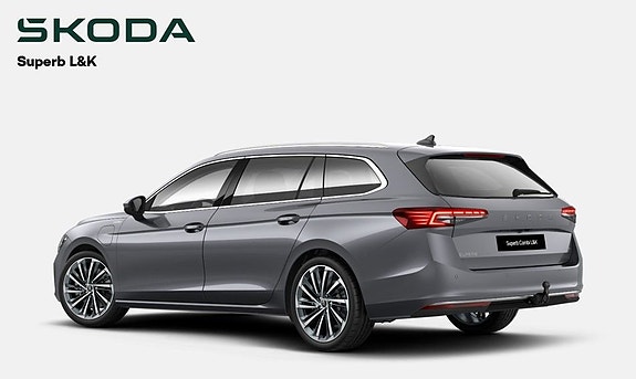 Skoda Superb 3 of 5