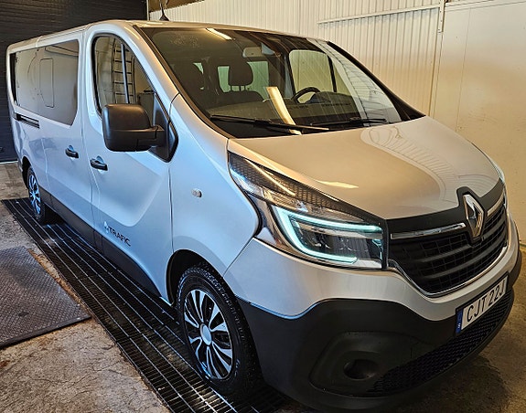 Renault Trafic 2 of 5