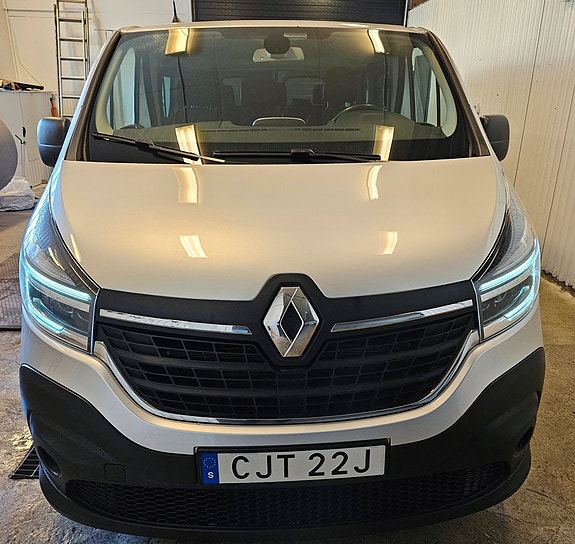 Renault Trafic 3 of 5