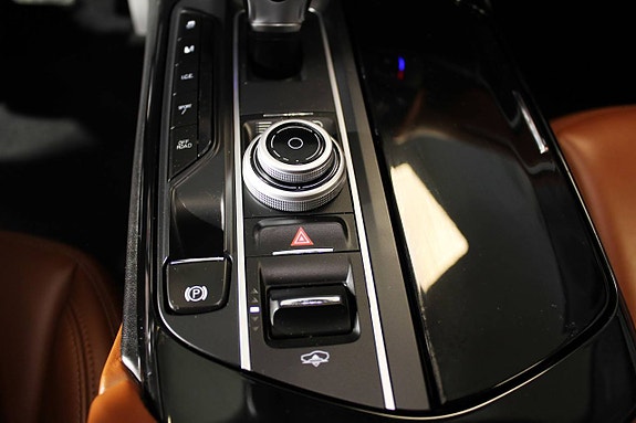 Maserati Levante 23 of 27