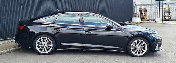 Audi A5 4 of 5