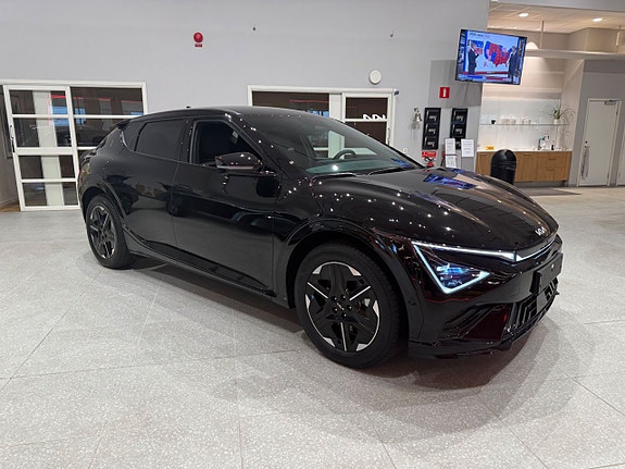 Kia EV6 14 of 20