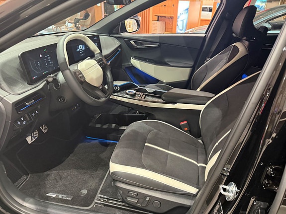 Kia EV6 6 of 20