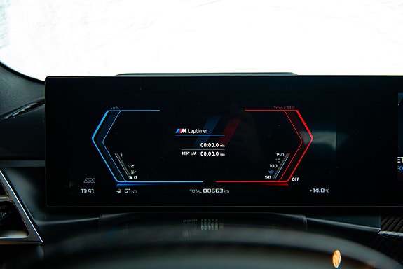 BMW M4 17 of 30