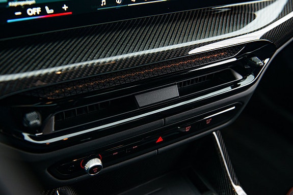 BMW M4 25 of 30
