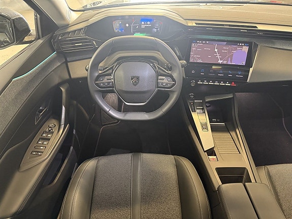 Peugeot 308 SW 4 of 5