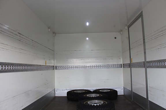 Volkswagen Crafter 12 of 21