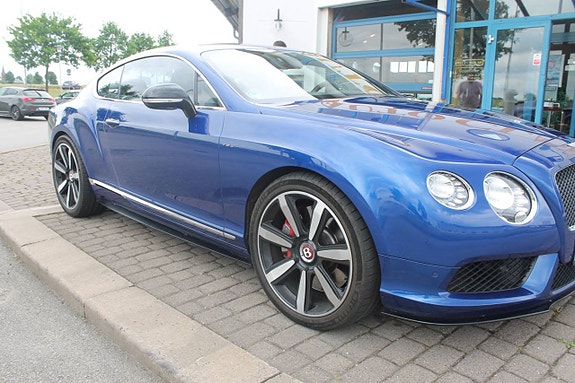 Bentley Continental GT 2 of 5