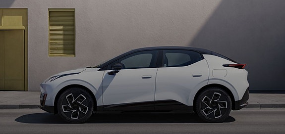 Lynk & Co 02 2 of 5