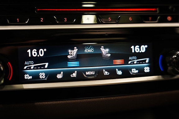 BMW M550i 18 of 28