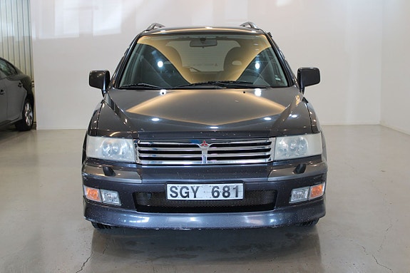 Mitsubishi Space Wagon