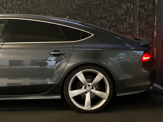 Audi A7 8 of 30