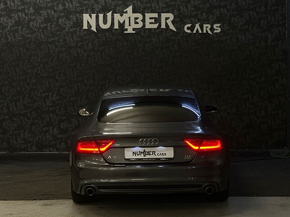 Audi A7 9 of 30