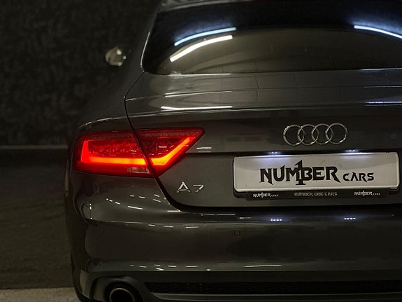 Audi A7 10 of 30