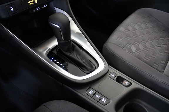 Mazda 2 12 of 15