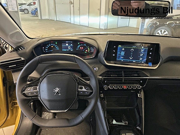 Peugeot e-208 9 of 10