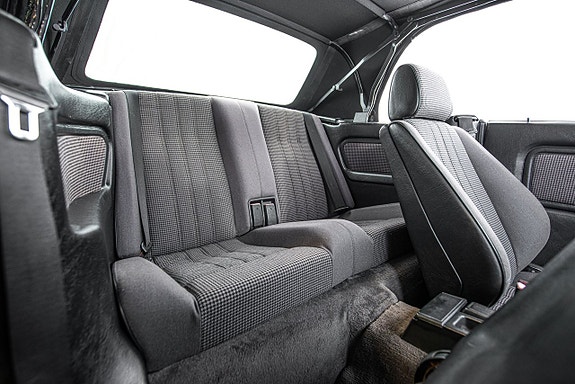 BMW 325i 17 of 25