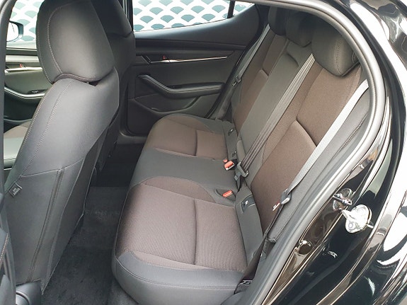 Mazda 3 8 of 17