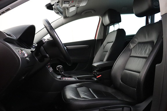 Volkswagen Passat 11 of 19