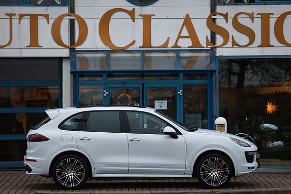 Porsche Cayenne GTS