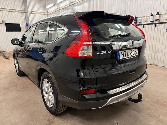 Honda CR-V 2 of 21