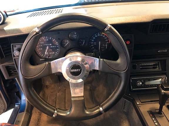 Chevrolet Camaro 13 of 30