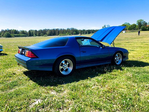 Chevrolet Camaro 27 of 30