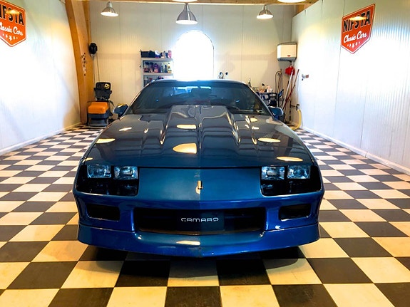 Chevrolet Camaro 5 of 30