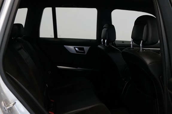 Mercedes-Benz GLK220 9 of 10