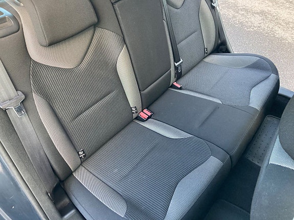 Peugeot 308 11 of 18