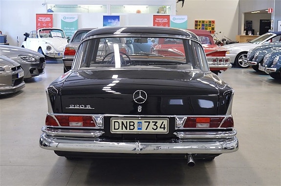 Mercedes-Benz 220 SB 6 of 13