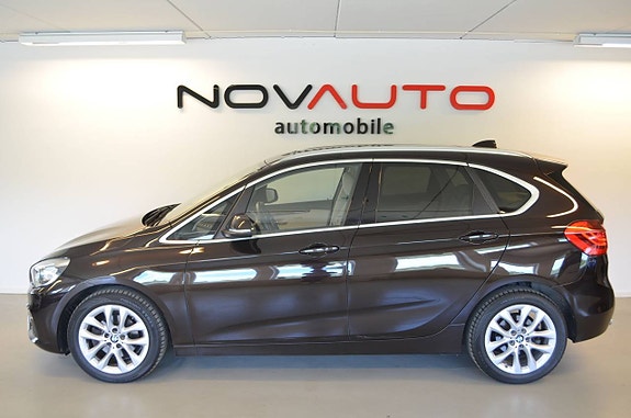 BMW 218 4 of 22