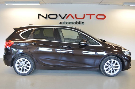 BMW 218 9 of 22
