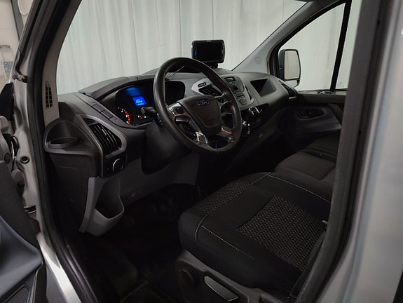 Ford Transit Custom 6 of 8
