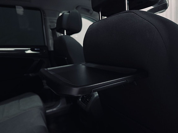 Volkswagen Tiguan 25 of 25