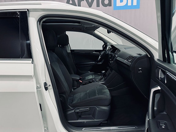 Volkswagen Tiguan 11 of 25