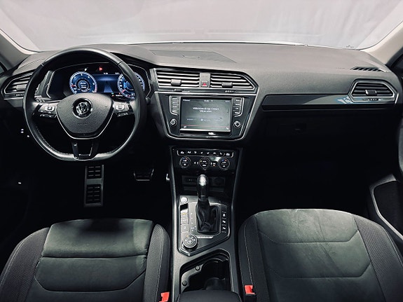 Volkswagen Tiguan 15 of 25