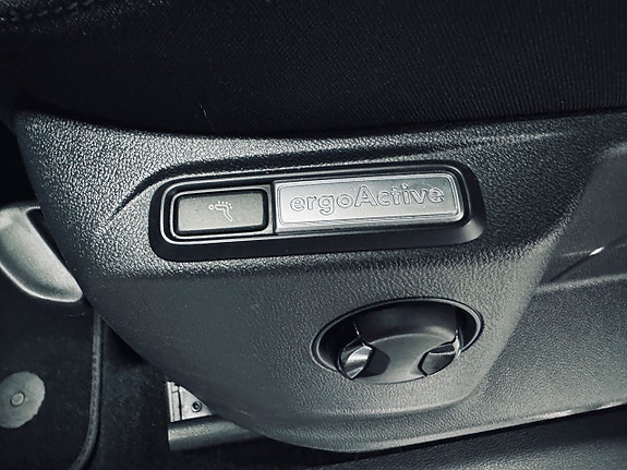 Volkswagen Tiguan 24 of 25