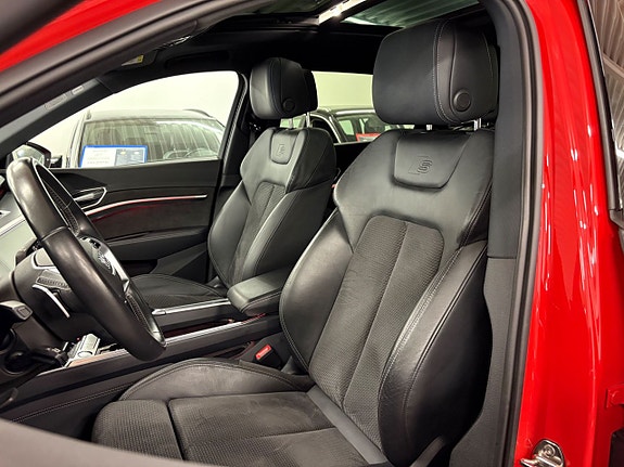 Audi e-tron 9 of 20